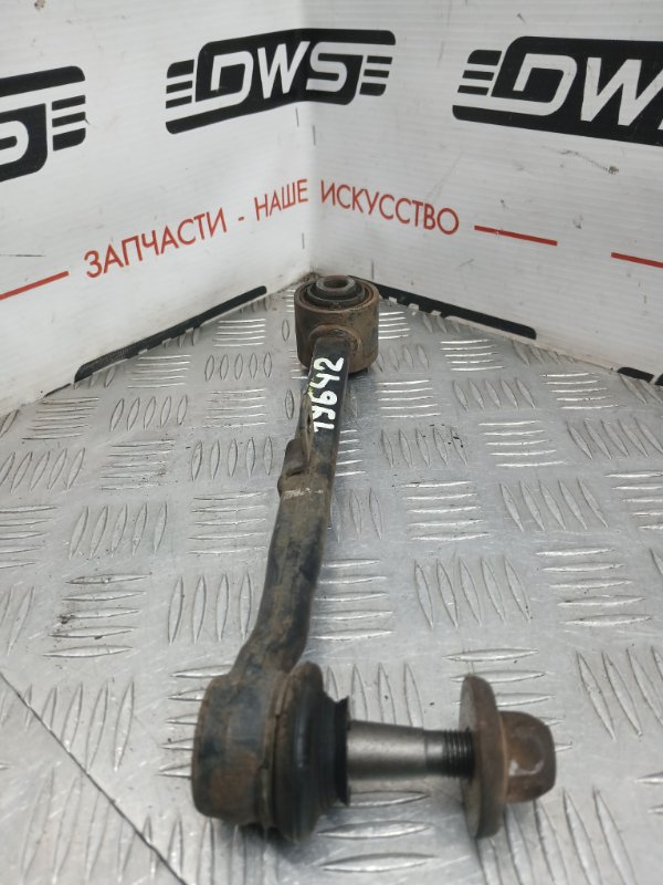 Тяга задняя, 1000 рублей, Красноярск