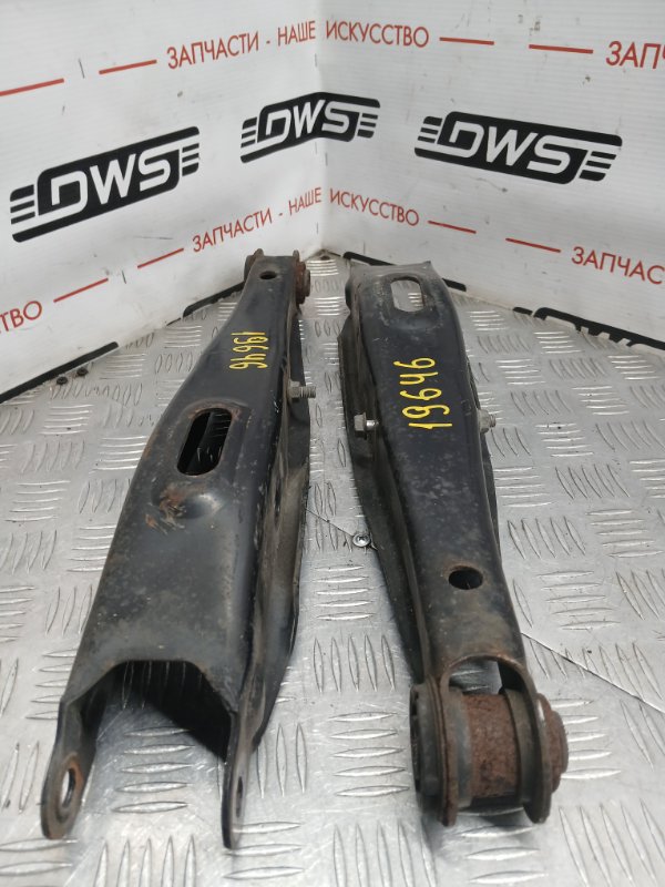 Рычаг подвески, 1000 рублей, Красноярск