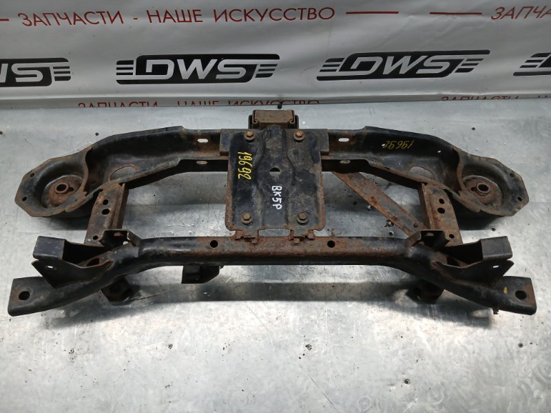 Балка поперечная, 14000 рублей, Красноярск