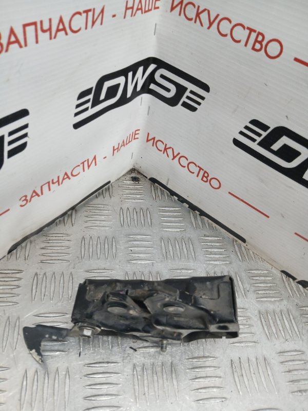 Замок капота, 1000 рублей, Красноярск