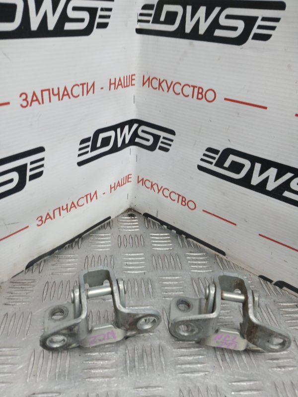 Петля двери багажника, 700 рублей, Красноярск