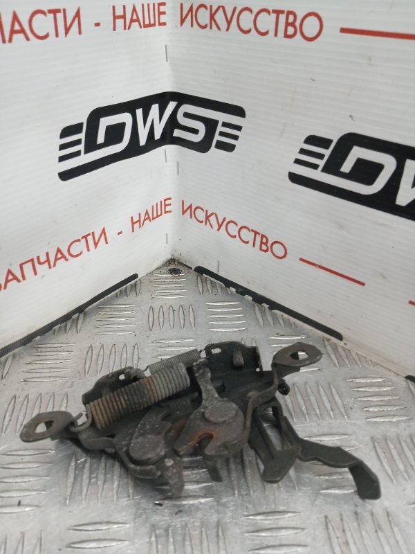 Замок капота, 500 рублей, Красноярск