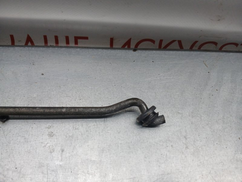 Упор капота, 1000 рублей, Красноярск