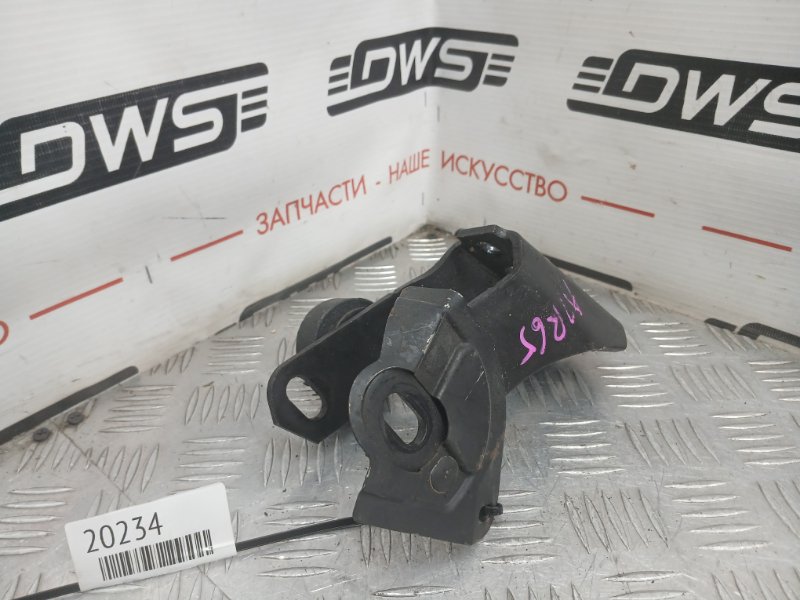 Кронштейн двигателя, 1000 рублей, Красноярск