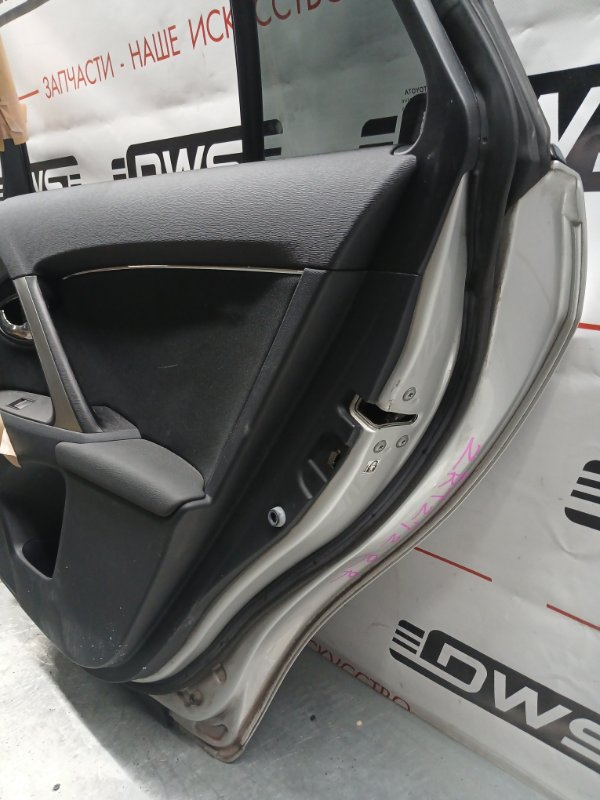 Дверь задняя правая, 8000 рублей, Красноярск