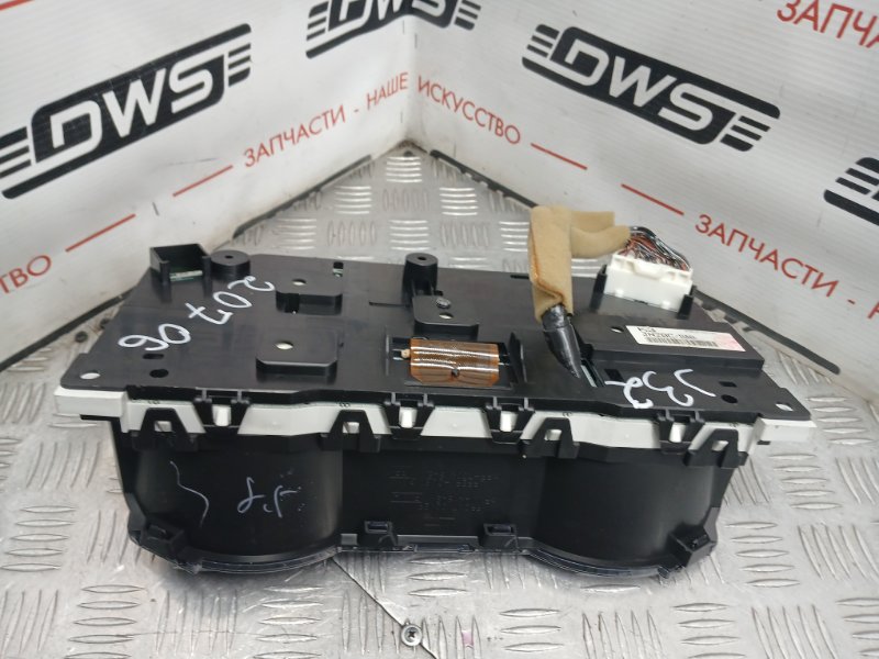 Панель приборов, 1000 рублей, Красноярск