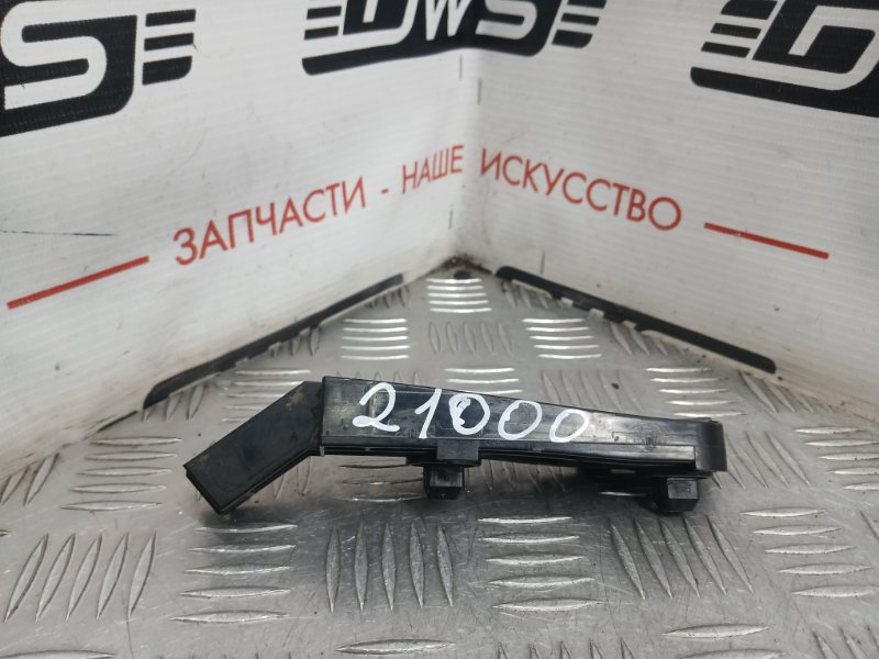 Крепление бампера, 1000 рублей, Красноярск