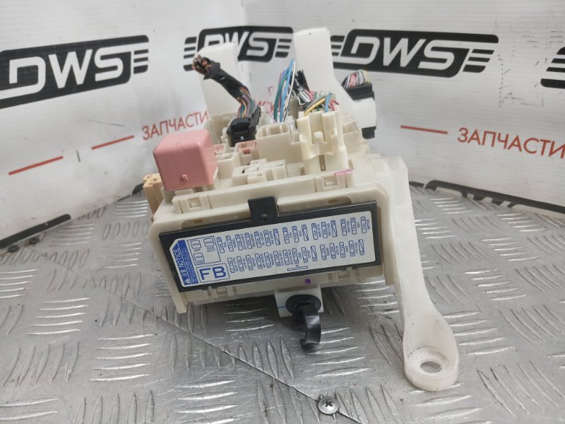 Блок предохранителей салонный, 2000 рублей, Красноярск