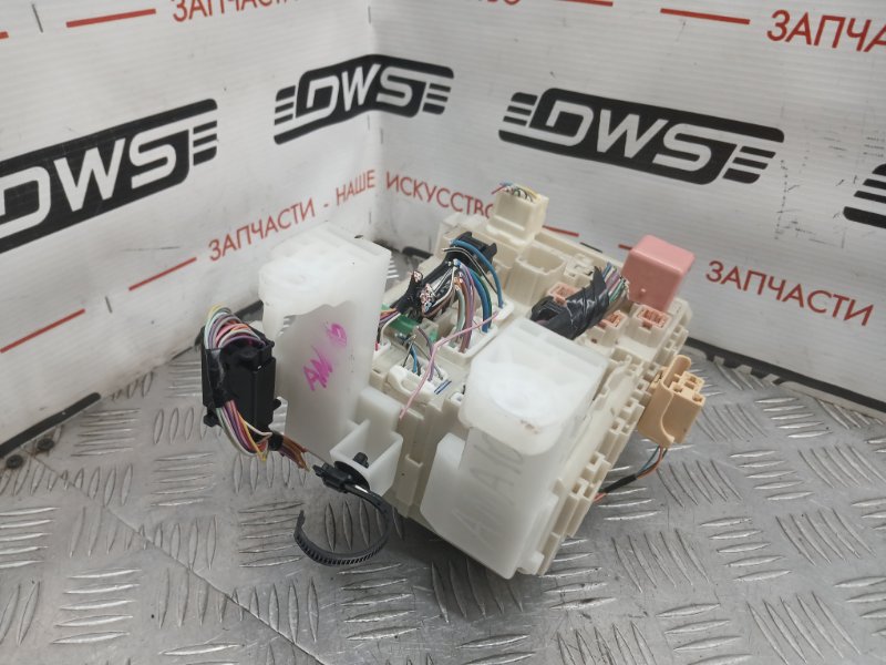 Блок предохранителей салонный, 2000 рублей, Красноярск