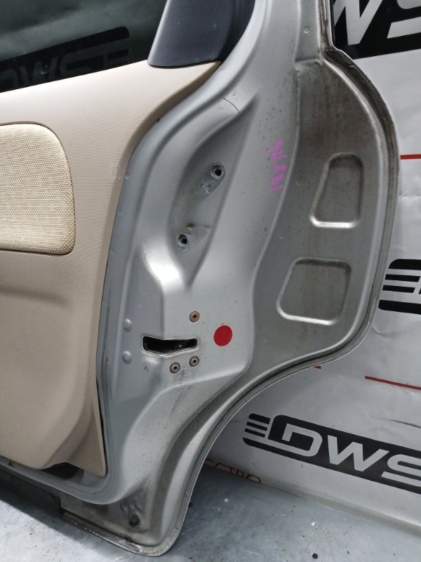 Дверь задняя правая, 10000 рублей, Красноярск