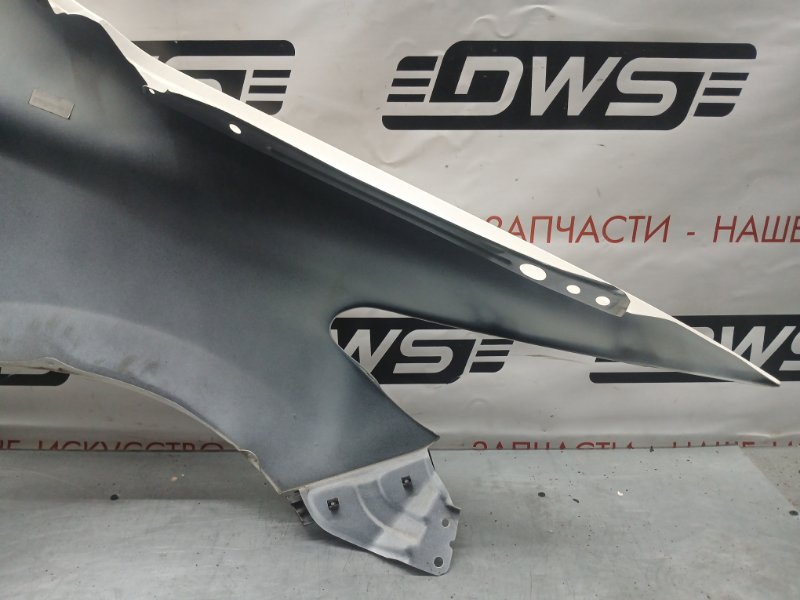 крыло переднее левое, 2000 рублей, Красноярск