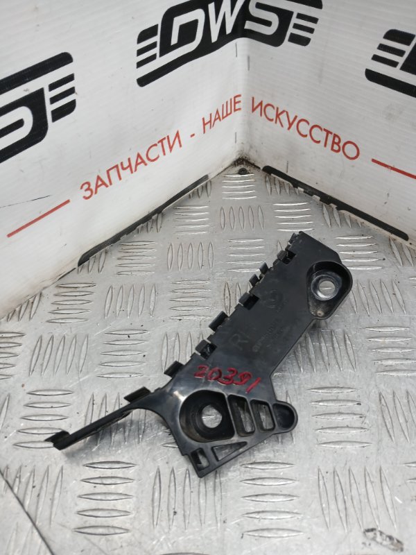 Клипса бампера, 1000 рублей, Красноярск