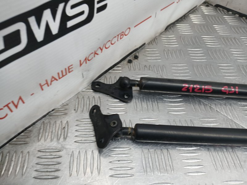 Амортизатор багажника, 1000 рублей, Красноярск