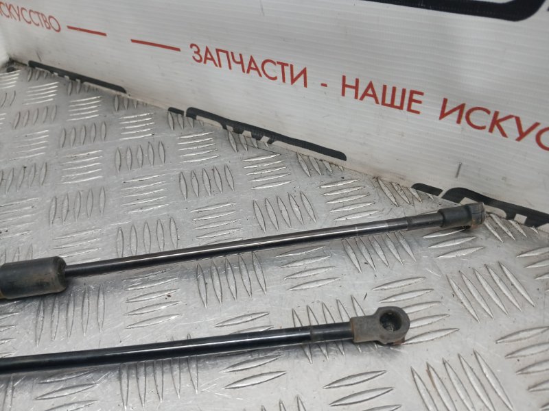 Амортизатор двери багажника, 500 рублей, Красноярск