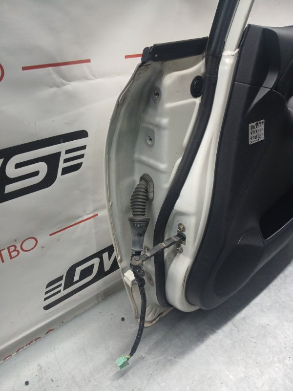 Дверь передняя правая, 9000 рублей, Красноярск