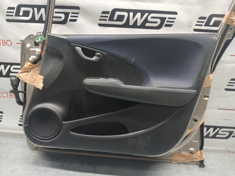 Дверь передняя правая, 10000 рублей, Красноярск