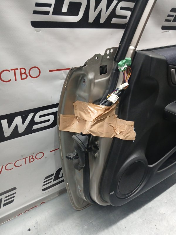 Дверь передняя правая, 10000 рублей, Красноярск