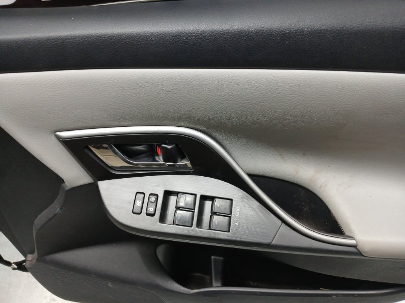 Дверь передняя правая, 8000 рублей, Красноярск