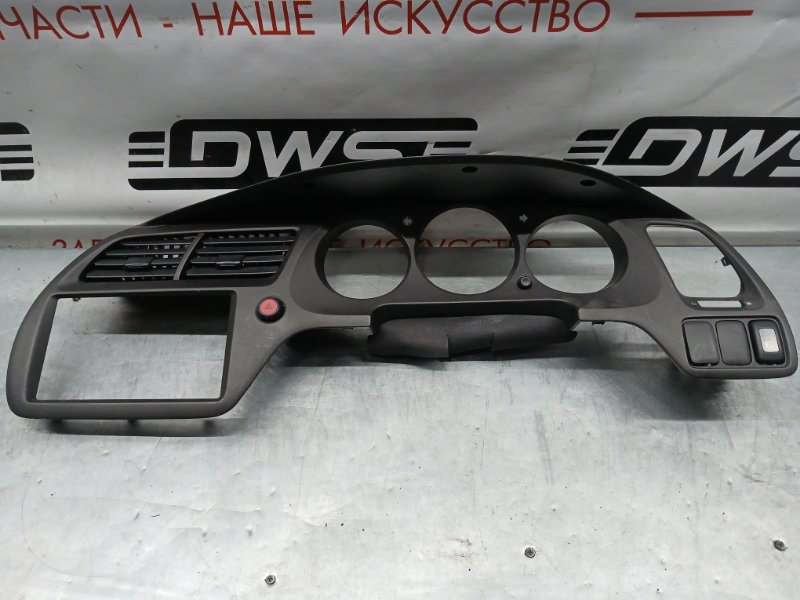 Консоль панели приборов, 1000 рублей, Красноярск