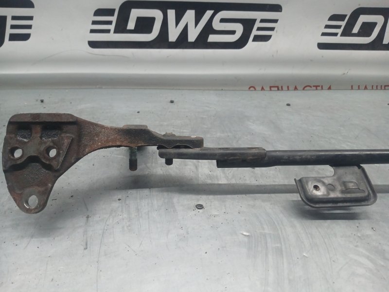 Крепление рулевой рейки, 1000 рублей, Красноярск