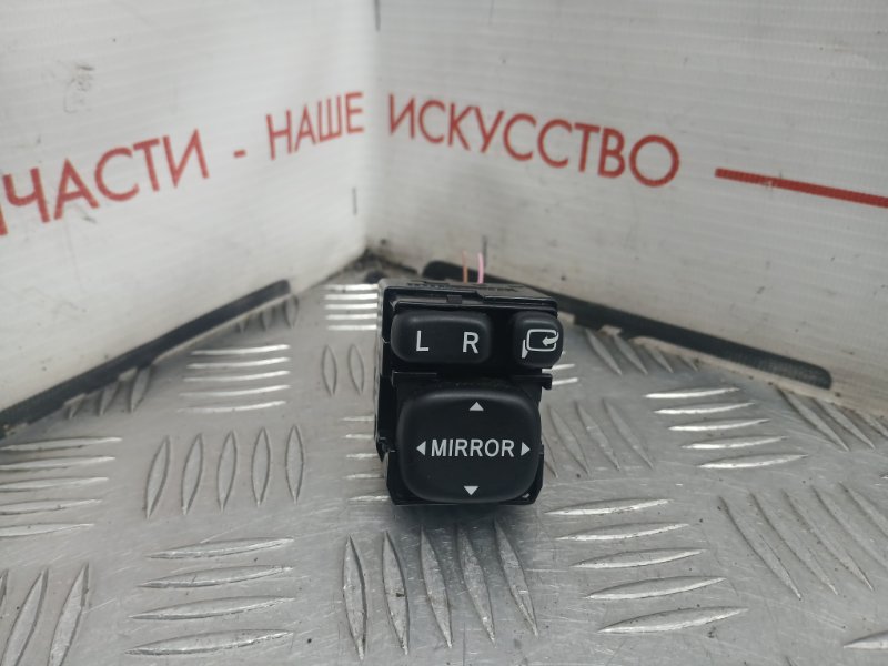 Блок управления зеркалами, 500 рублей, Красноярск