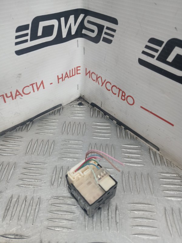 Блок управления зеркалами, 500 рублей, Красноярск