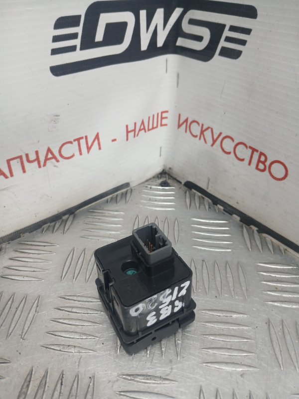 Кнопка управления дверьми, 900 рублей, Красноярск