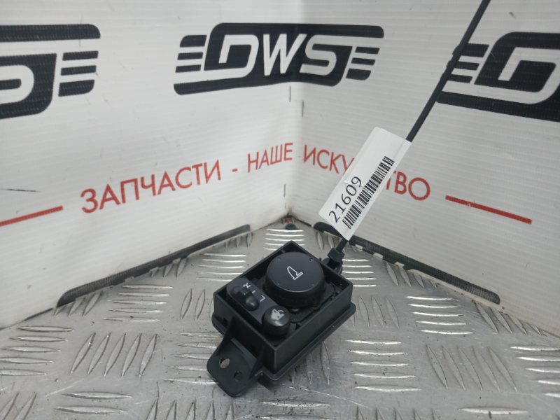 Блок управления зеркалами, 500 рублей, Красноярск