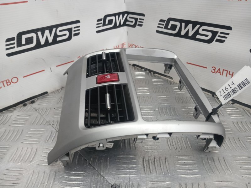 Рамка магнитолы, 900 рублей, Красноярск