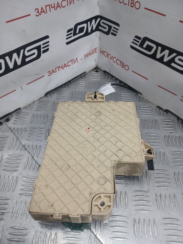 Блок предохранителей салонный, 500 рублей, Красноярск