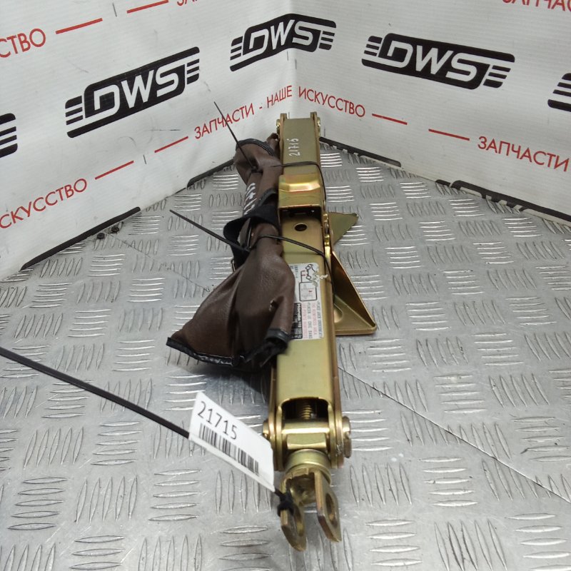 Домкрат, 2000 рублей, Красноярск