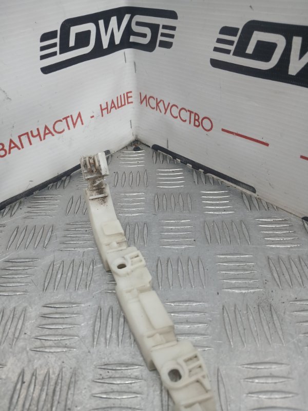 Крепление бампера, 500 рублей, Красноярск