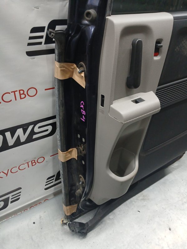 Дверь задняя правая, 10000 рублей, Красноярск