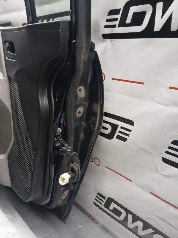 Дверь передняя левая, 10000 рублей, Красноярск