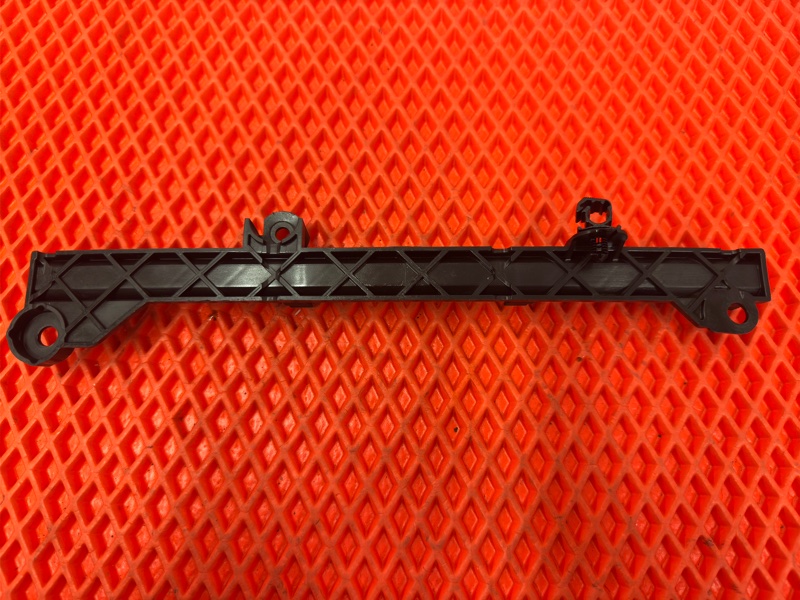 Кронштейн SuperB 2010 1.8 TFSI CDA Кронштейн SuperB 2010 1.8 TFSI CDA