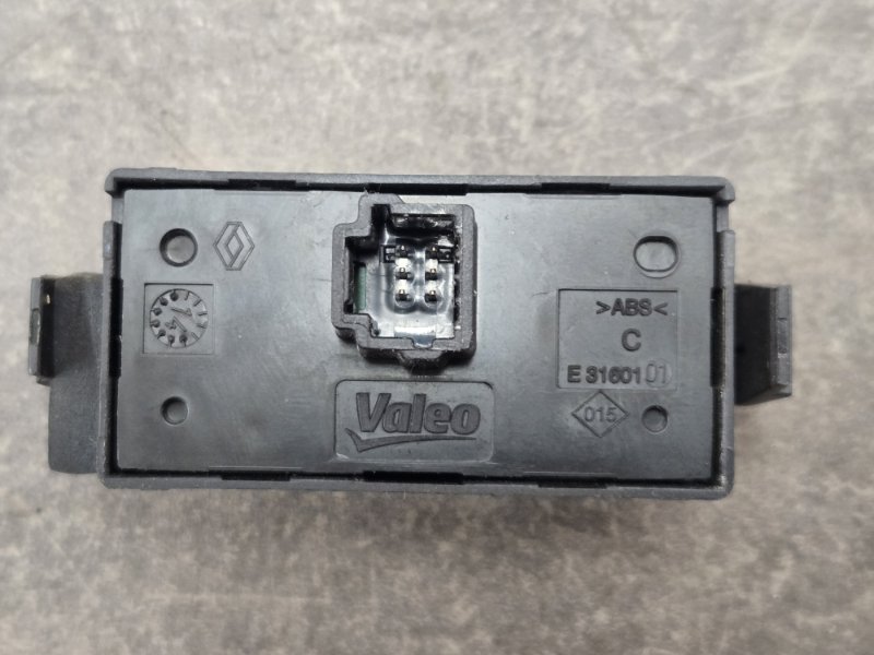 Кнопка аварийной остановки Logan 2017 II 1.6