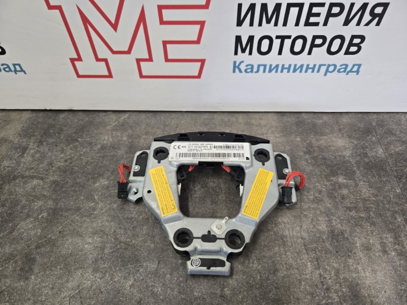 Запчасть модуль управления подушки безопасности водителя Tesla MODEL-S 306745585AB Б/У Модуль управления подушки безопасности водителя Tesla MODEL-S 306745585AB Б/У