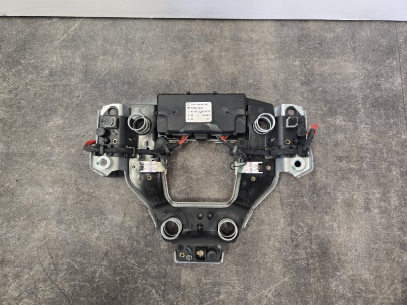 Модуль управления подушки безопасности водителя MODEL-S Модуль управления подушки безопасности водителя MODEL-S