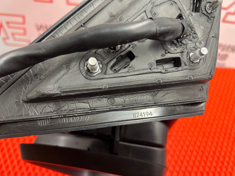 Зеркало левое Atlas 2023 Зеркало левое Atlas 2023