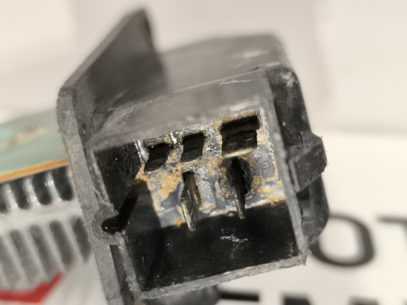 Резистор печки Town Car 1998