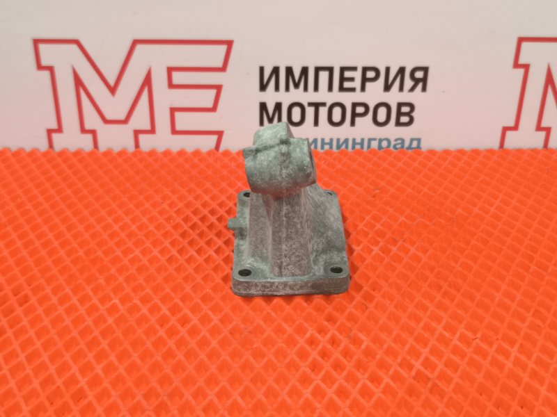 Кронштейн двигателя правый