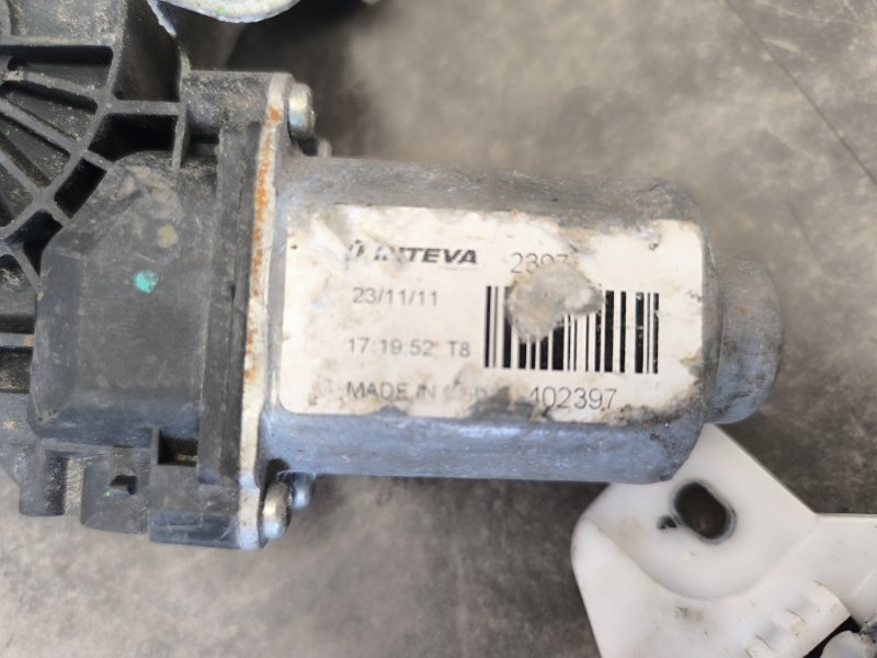 Стеклоподъемник задний Solaris 2012 Седан 1.6 G4FC Стеклоподъемник задний Solaris 2012 Седан 1.6 G4FC