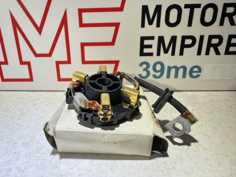 Запчасть щетки стартера BMW Fiat Ford Opel VW Lancia SBH0013 новая Щетки стартера BMW Fiat Ford Opel VW Lancia SBH0013 новая