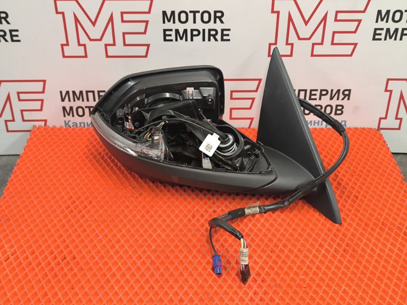 Зеркало правое Q8 2019