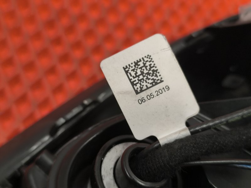 Зеркало правое Q8 2019