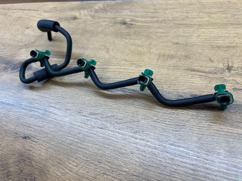 Топливная трубка 5008 2013 1.6 HDi 9HD DV6C Топливная трубка 5008 2013 1.6 HDi 9HD DV6C