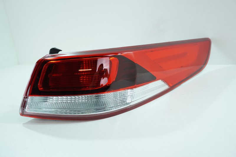 Фонарь KIA Optima (4) правая