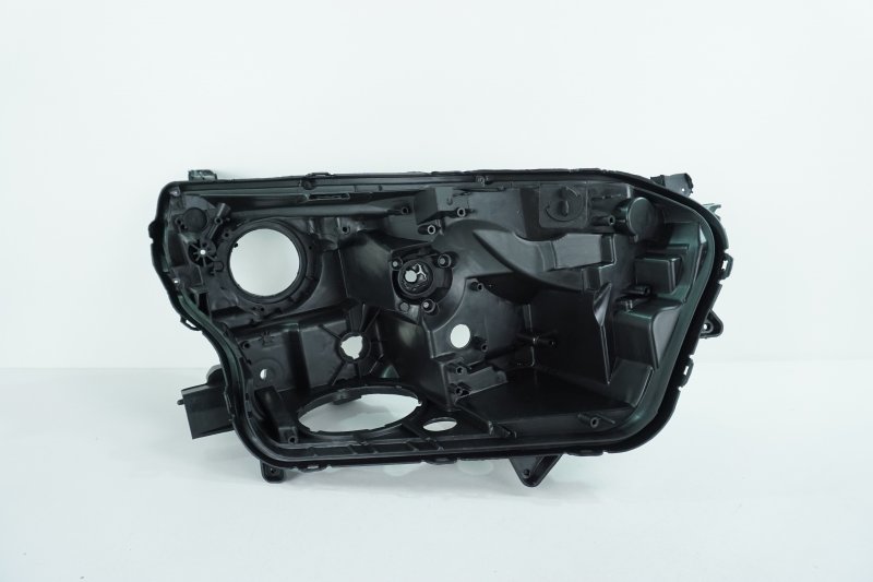Корпус фары Toyota RAV4 (CA40) правая
