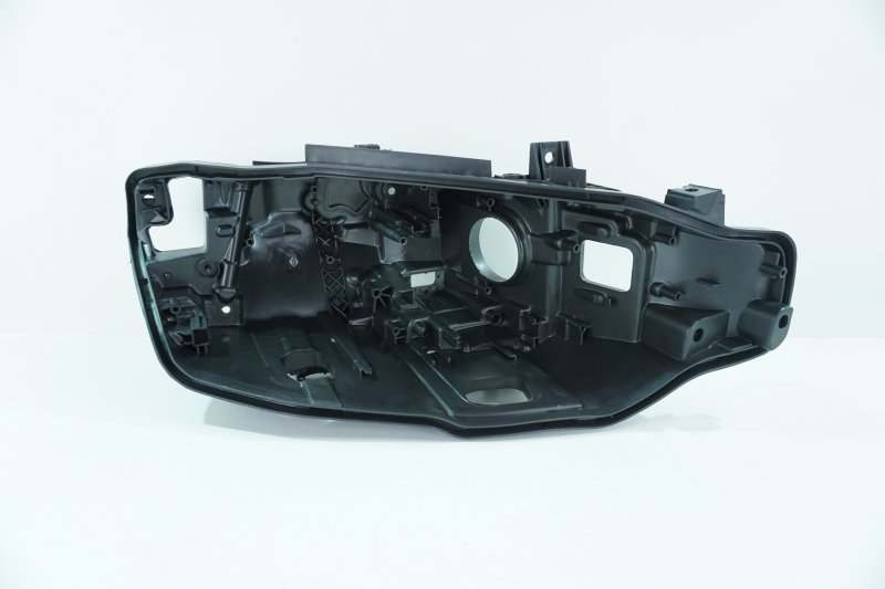 Корпус фары BMW 3er (F30) правая