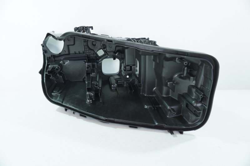 Корпус фары BMW 5er (G30) правая